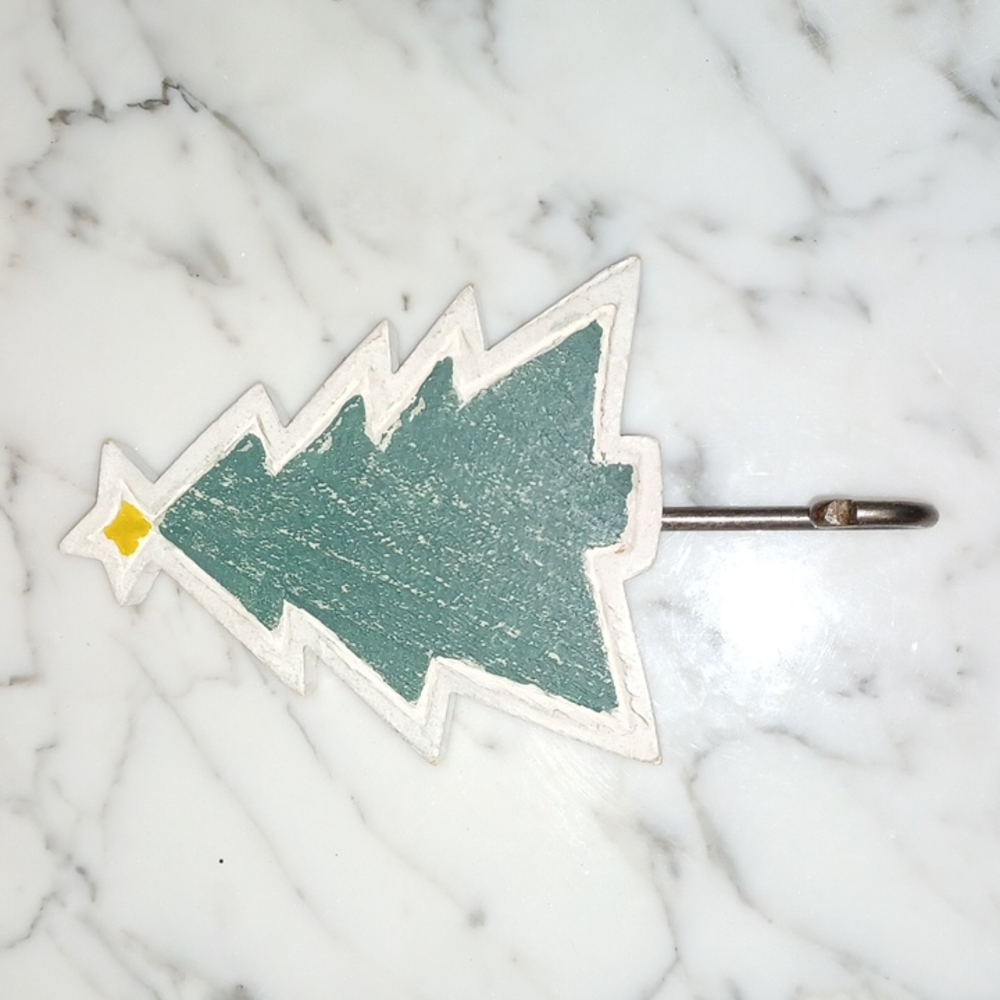 Christmas Tree Winter Holiday Evergreen Tree Key Hook/Stocking Hook